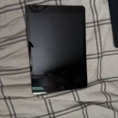 ipad 7th gen 128GB