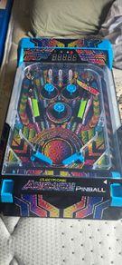 arcade game pinball