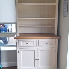 Kitchen dresser