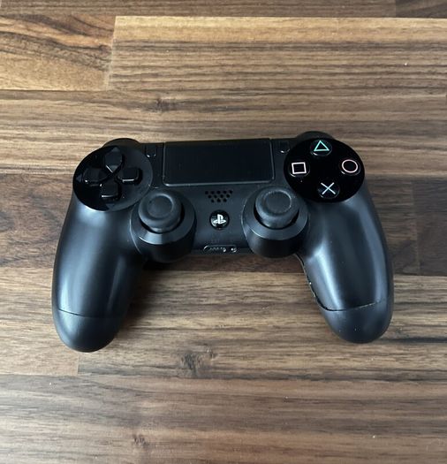 Playstation 4 slim 500gb - complete