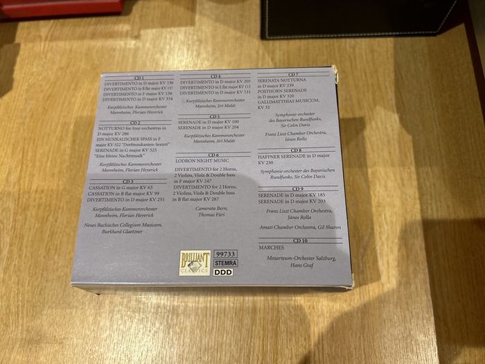 Mozart Edition - Volume 22 - Serenades & Divertimenti
