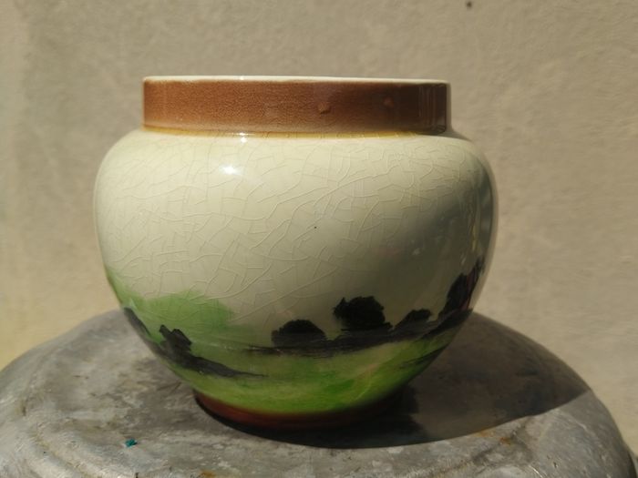 Empire Ware vase (rifle shooting scene)