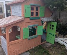 Large Smoby children's playhouse