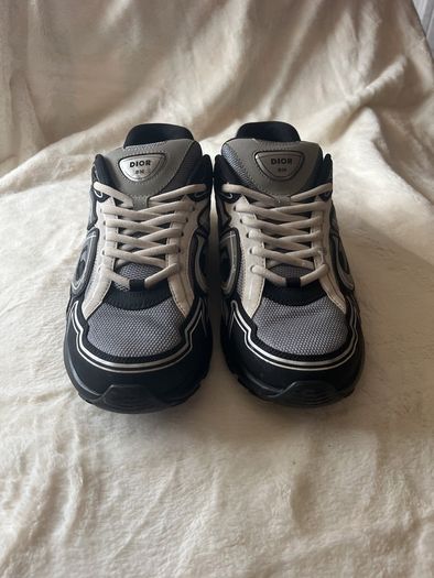 Dior B30 Size 9 Uk
