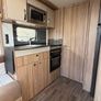 Swift conqueror 650 island bed caravan Image 5