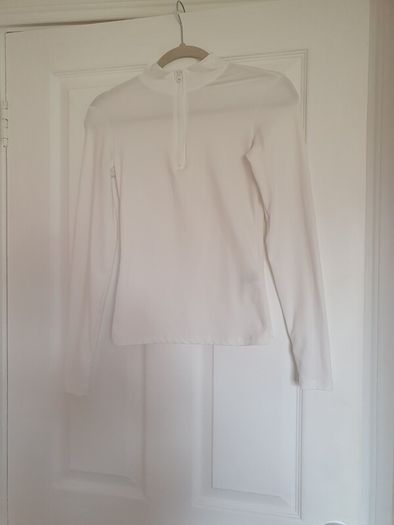 Ladies sports top