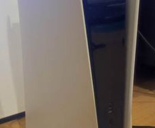 Playstation 5 - 2 controllers - Low firmware - Like new