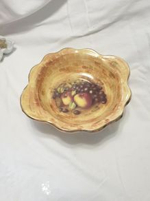 Staffordshire Fruit Bowl