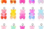 100 Pcs Gummy Bear Charms Pendants Cute Resin Bear Candy Charms in Bright Color Cartoon Bear Keychains Jewelry Necklace Charm Cute Bracelet Accessories for Child DIY Craft