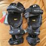 Motorcycle Kneepad SCOYCO K17 Image 3