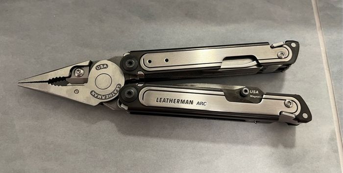 Leatherman Arc + Leatherman Bit Kit