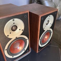 Dali Spektor 2 Bookshelf Speakers