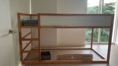 kura bed
