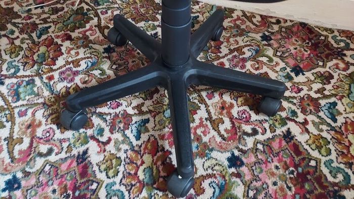 Computer chair