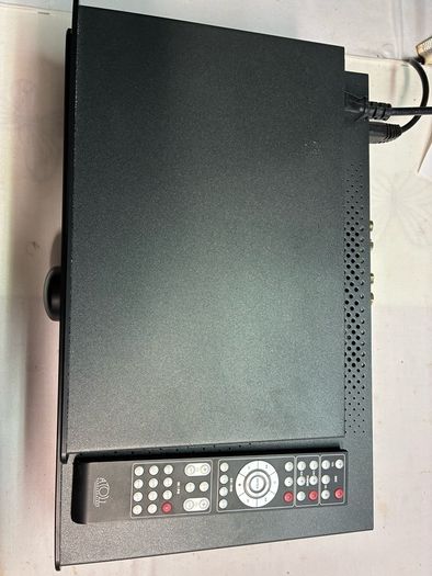 Atoll Electronique IN100 Integrated Amplifier + Atoll DAC100 Digital-to-Analog Converter