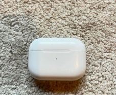 Apple AirPods Pro USB C