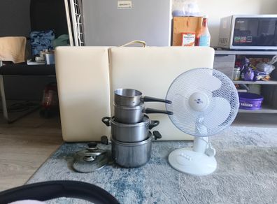 fan and massage bed and cooking tubs