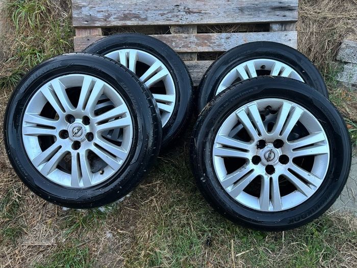 Tyres & alloys