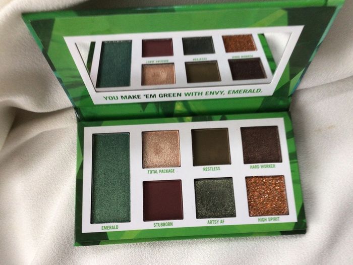 bh Emerald for May 7 Color Shadow Palette