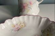 Reduced james Kent fine earthenware bowl and jug set