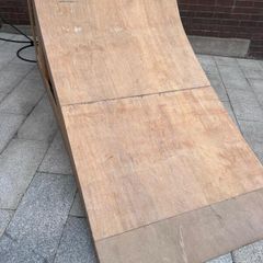 Skateboard Quarter Pipe
