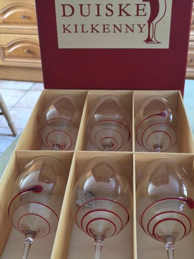Duiske Kilkenny Red Fusion 6 stunning Red wine glasses New and boxed