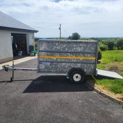 Box trailer