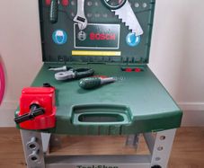 toy work bench