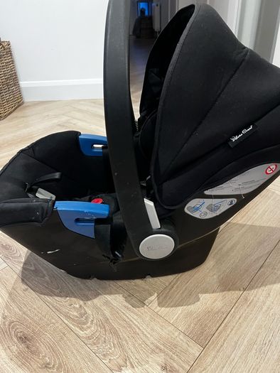 Silvercross Simplifix and car seat