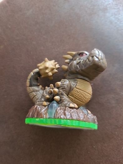 SKYLANDERS   Postage Available