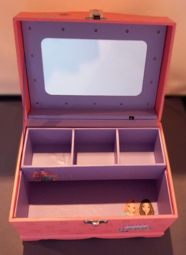 TopModel box with lights