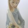 Lladro Figurine Image 4