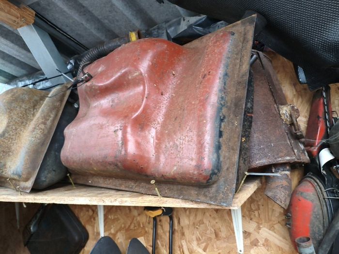 VW beetle petrol tanks