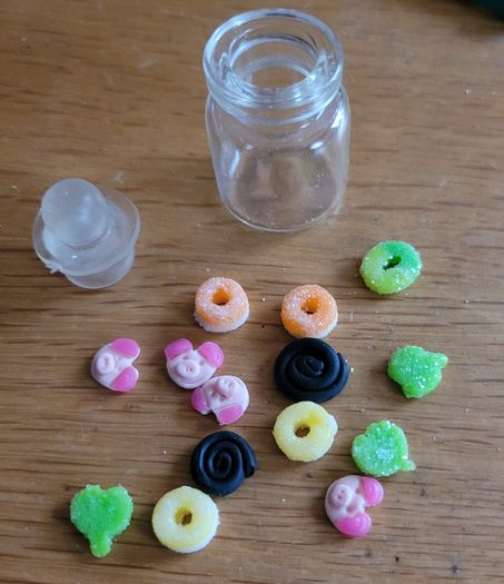 Miniature shop, dolls house groceries, food, sweets