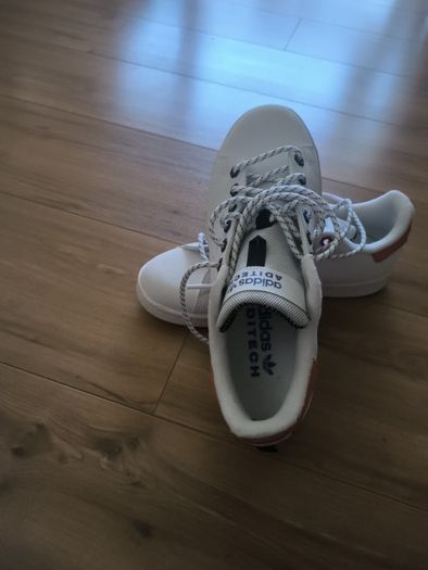 Sold!!!ADIDAS MEN shoes, size 40, uk 6 and half, white, used but very good condition