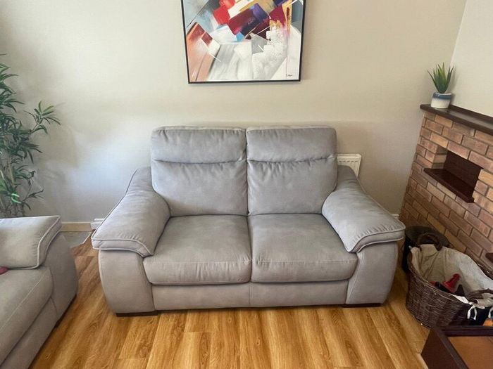 Treble and double couch