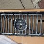 Genuine front bumper grill volvo CX90 2021 Image 3