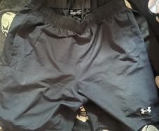 Under Armour running Shorts SIZE large brand new