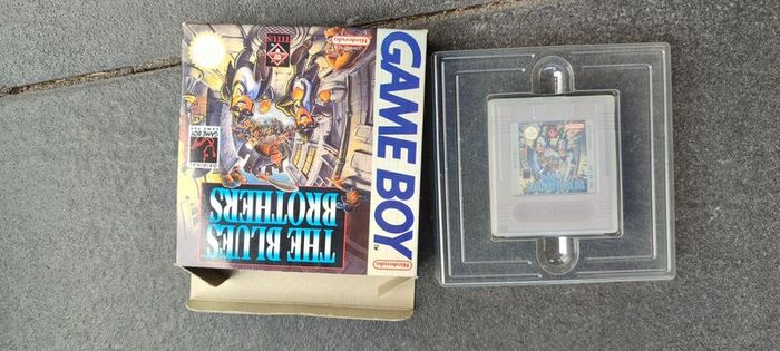 Retro Nintendo collectables games and consoles