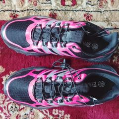 Woman's runners