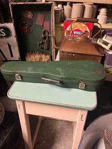Vintage violin case