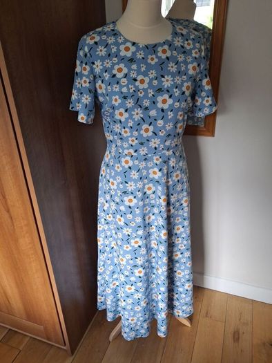 Stunning Marc Angelo New Daisy Tea Dress 10