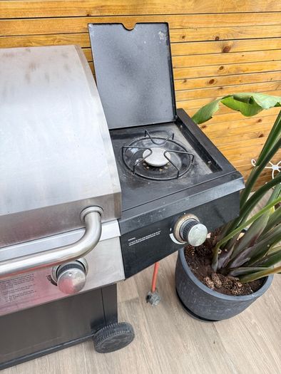 bbq gas grill