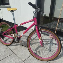 Raleigh Pop Pink Girls Bike, 24" frame