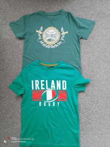 2x boy's t-shirt. Age 8/9