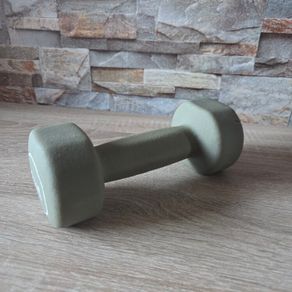 One 3kg Reebok Dumbell