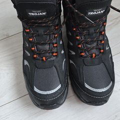 safety boots