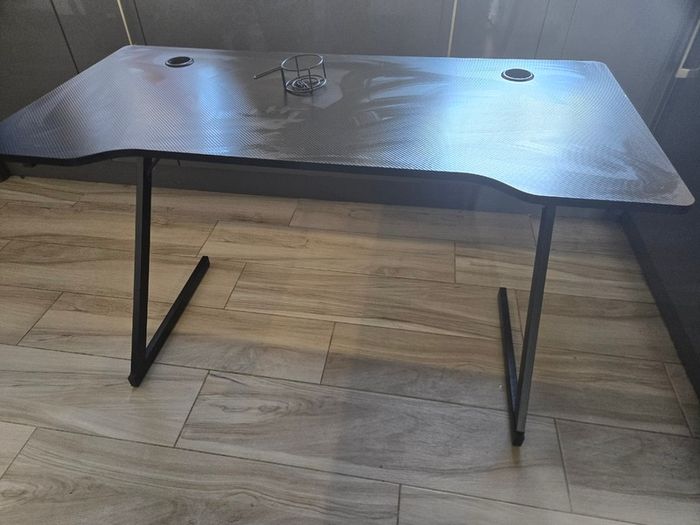 Gamer desk