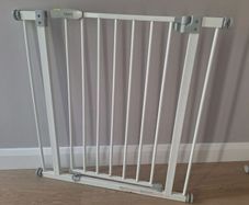 2x Hauck baby gates