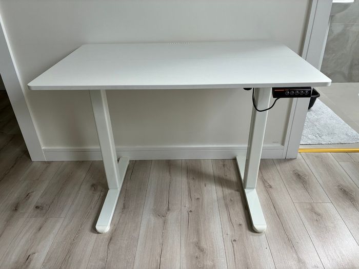 White desk